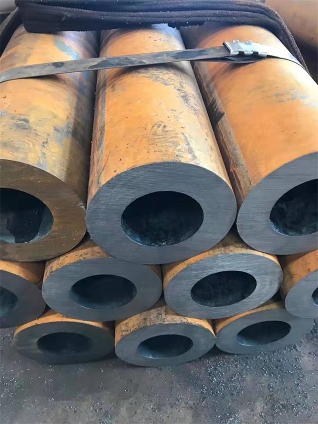 迪庆20号厚壁无缝钢管