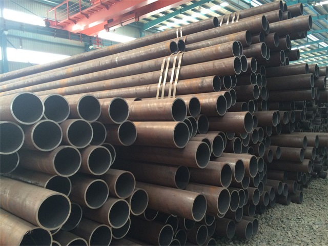 迪庆化肥设备用高压无缝钢管